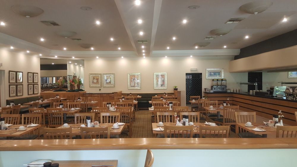 Park Hotel מוקופנה מראה חיצוני תמונה